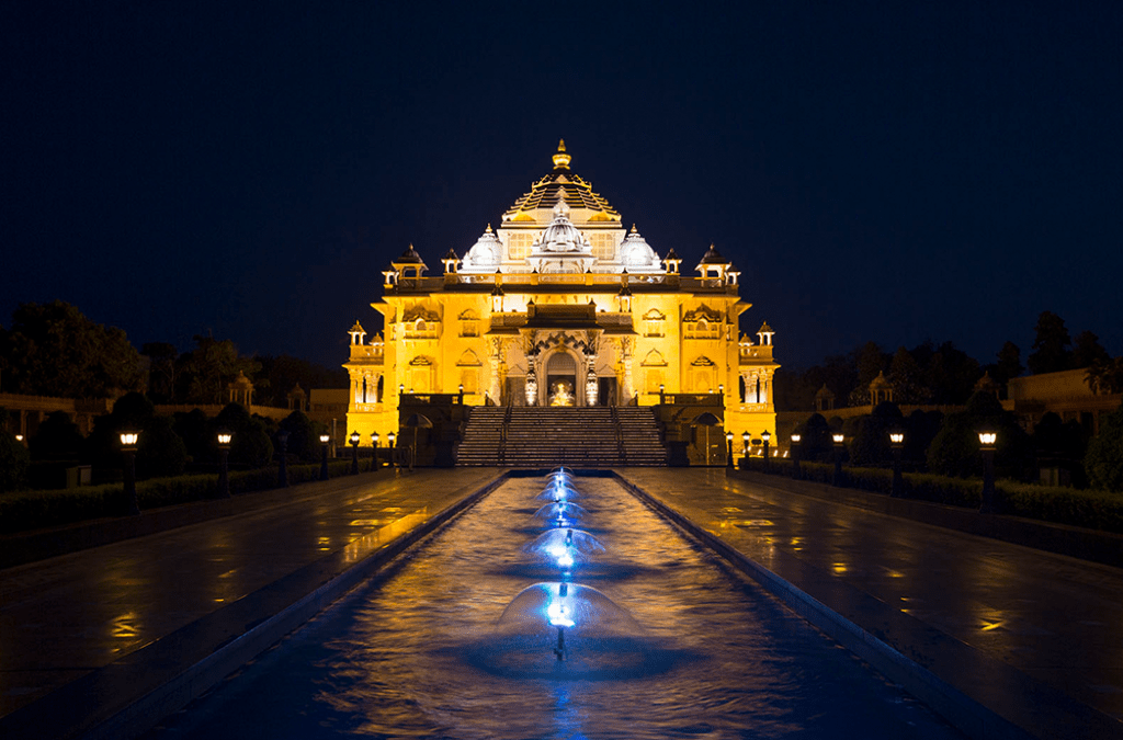 Akshardham temple as symbol of peace