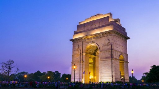 Who built India Gate