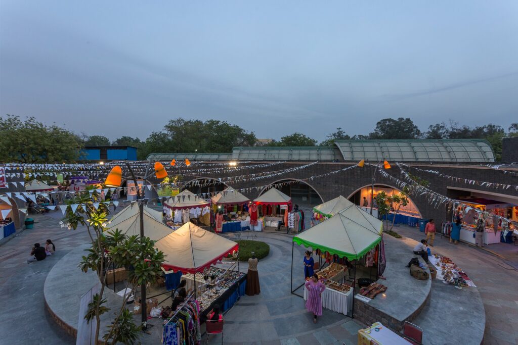 Dilli Haat INA